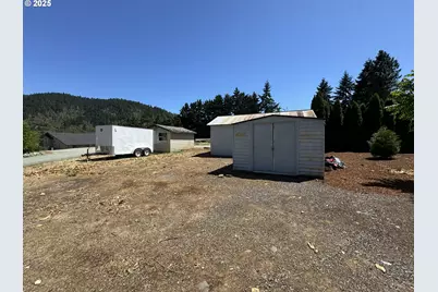 166 Peacock Ln, Myrtle Creek, OR 97457 - Photo 31