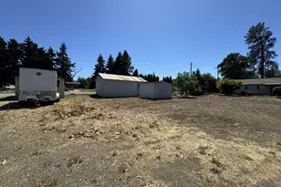 166 Peacock Ln, Myrtle Creek, OR 97457 - Photo 33