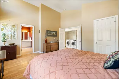 1048 NW Burnside Rd, Gresham, OR 97030 - Photo 31