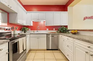 1048 NW Burnside Rd, Gresham, OR 97030 - Photo 13
