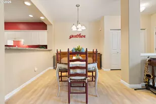 1048 NW Burnside Rd, Gresham, OR 97030 - Photo 11