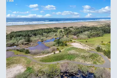Pacific Bellevue Ln #7, Warrenton, OR 97146 - Photo 7