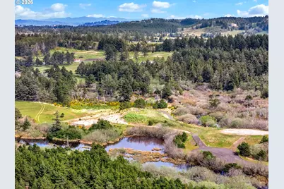 Pacific Bellevue Ln #7, Warrenton, OR 97146 - Photo 11