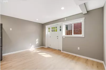 2706 SE Spruce St, Hillsboro, OR 97123 - Photo 15