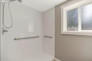 2706 SE Spruce St, Hillsboro, OR 97123 - Photo 25