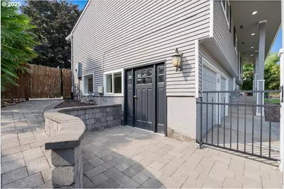 2706 SE Spruce St, Hillsboro, OR 97123 - Photo 33