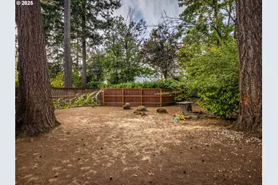 111 SE 165th Ave, Portland, OR 97233 - Photo 35