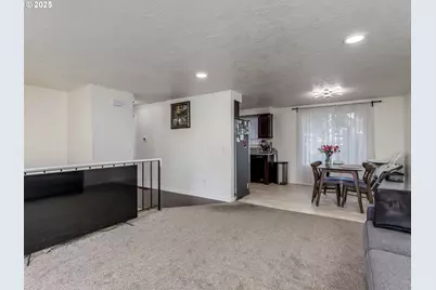 111 SE 165th Ave, Portland, OR 97233 - Photo 11