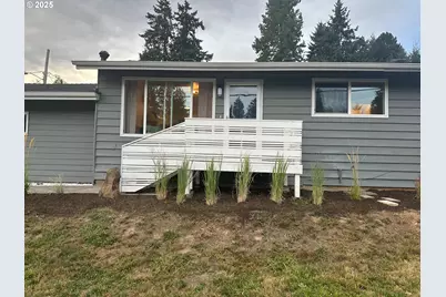 23484 SW Pine St, Sherwood, OR 97140 - Photo 3