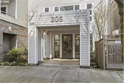 305 S Montgomery St, Portland, OR 97201 - Photo 1
