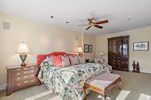 305 S Montgomery St, Portland, OR 97201 - Photo 11