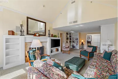 305 S Montgomery St, Portland, OR 97201 - Photo 9