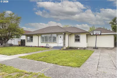 591 Harden Dr, Lebanon, OR 97355 - Photo 1
