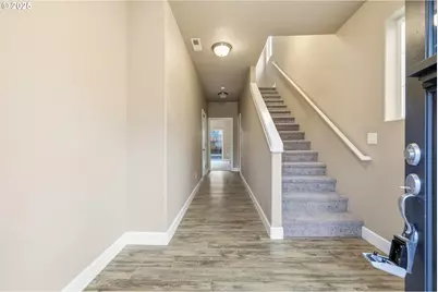 18350 Tickle Creek Ave, Sandy, OR 97055 - Photo 9