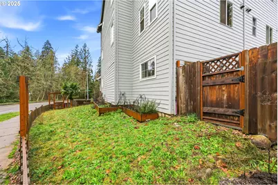 18350 Tickle Creek Ave, Sandy, OR 97055 - Photo 7