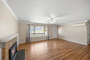 631 E 4th Ave, Riddle, OR 97469 - Photo 3
