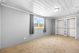 631 E 4th Ave, Riddle, OR 97469 - Photo 13