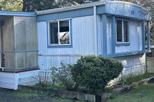 98825 Pleasant Hill Dr, Brookings, OR 97415 - Photo 3