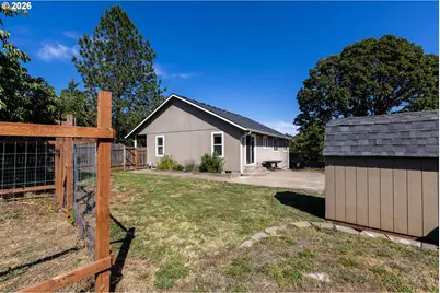 578 Pioneer St, Philomath, OR 97370 - Photo 37