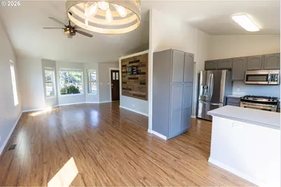 578 Pioneer St, Philomath, OR 97370 - Photo 15