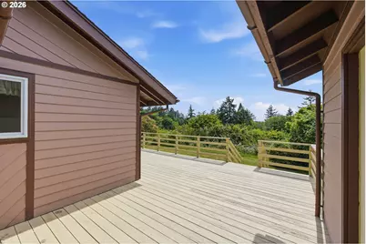 66635 Gunderson Rd, North Bend, OR 97459 - Photo 37