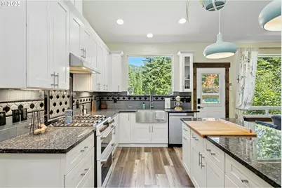 11 Edgewater Dr, Carson, WA 98610 - Photo 13