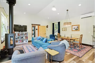 11 Edgewater Dr, Carson, WA 98610 - Photo 9