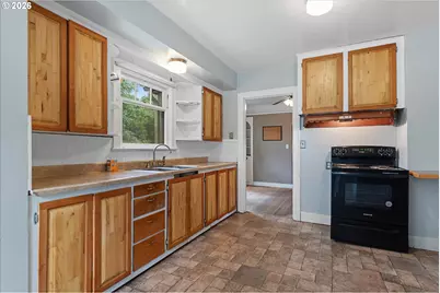 1301 6th St, La Grande, OR 97850 - Photo 11