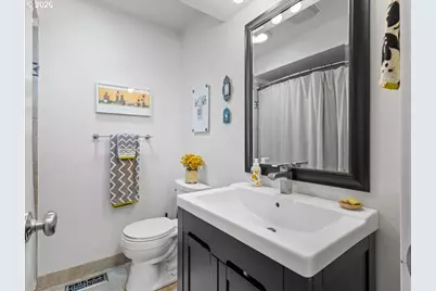 6025 Carman Dr, Lake Oswego, OR 97035 - Photo 13