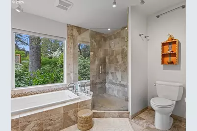 6025 Carman Dr, Lake Oswego, OR 97035 - Photo 17