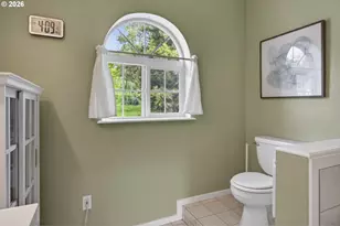 1327 SE Main St, Roseburg, OR 97470 - Photo 21