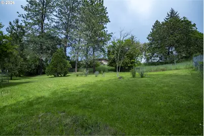 1327 SE Main St, Roseburg, OR 97470 - Photo 45