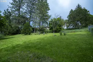 1327 SE Main St, Roseburg, OR 97470 - Photo 45