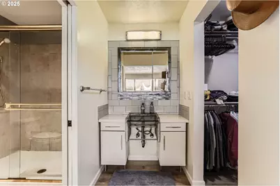 48 Eagle Crest Dr #5E, Lake Oswego, OR 97035 - Photo 9