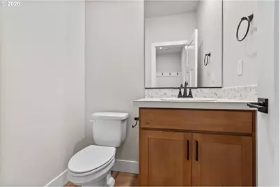 8460 SE Orion Ln, Hillsboro, OR 97123 - Photo 9