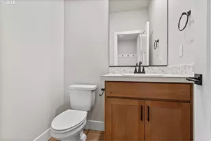 8460 SE Orion Ln, Hillsboro, OR 97123 - Photo 9