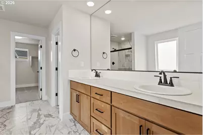 8460 SE Orion Ln, Hillsboro, OR 97123 - Photo 15