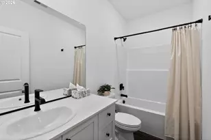 1524 N Young St, Lafayette, OR 97127 - Photo 17