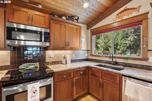 132 Cougar Creek Rd, Oakland, OR 97462 - Photo 11