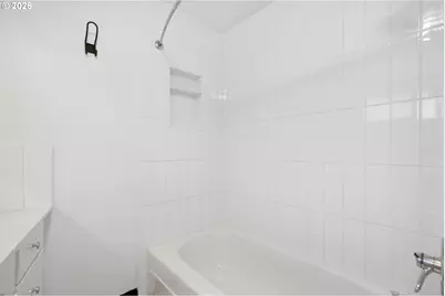 821 SE Bush St, Portland, OR 97202 - Photo 11