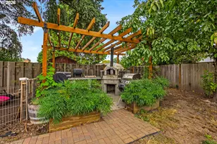 3001 NE Azalea St, Hillsboro, OR 97124 - Photo 17