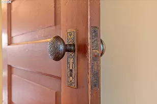 1526 SE Taylor St, Portland, OR 97214 - Photo 17