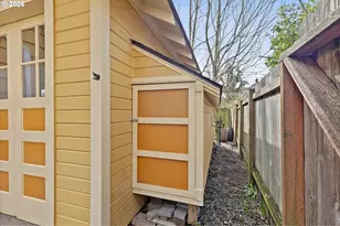 1526 SE Taylor St, Portland, OR 97214 - Photo 43