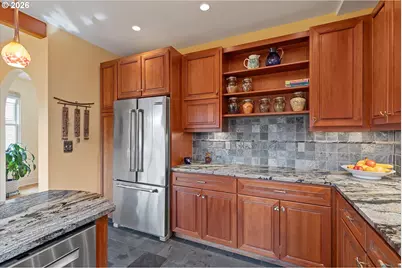 1526 SE Taylor St, Portland, OR 97214 - Photo 11