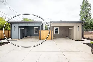 1380 Jacobs Dr, Eugene, OR 97402 - Photo 3