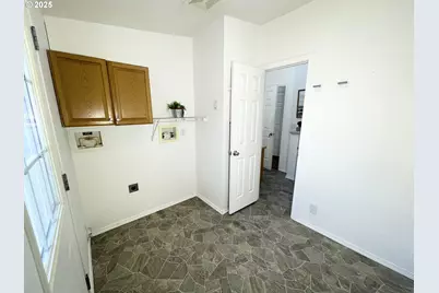 4445 Blueberry Ln NE, Salem, OR 97305 - Photo 47