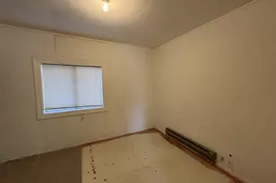 324 N 10th St, Vale, OR 97918 - Photo 5