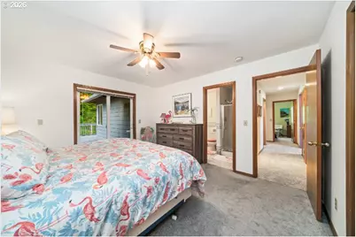 302 Holly Ave, Garibaldi, OR 97118 - Photo 17