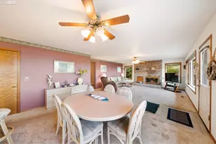 302 Holly Ave, Garibaldi, OR 97118 - Photo 11