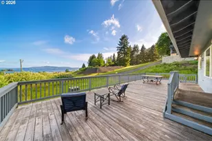 302 Holly Ave, Garibaldi, OR 97118 - Photo 7
